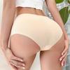 Chiloței – Bikini, brazilieni, hipsteri, slips și retro