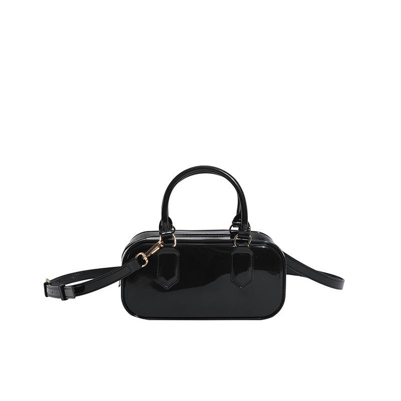 Premium Sense Bag Women's 2025 Autumn New Commuter Underarm Bag Fashionable Simple Niche Design Shoulder Messenger Bag