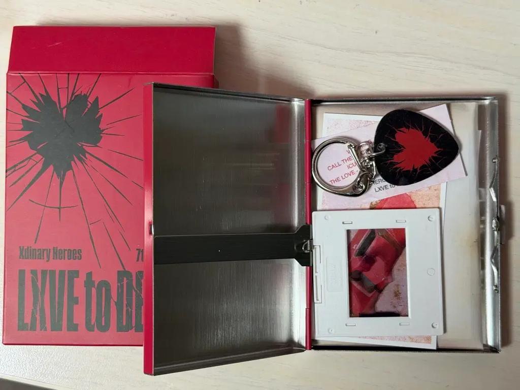 XDINARY HEROES - XDINARY HEROES Raptor Dee Teen Case Album