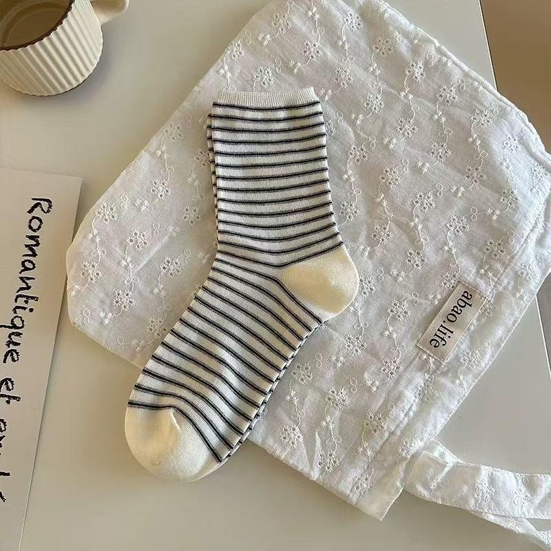 Women's New Spring and Summer Pure Cotton Sweat Absorbing Breathable Boneless Striped Tube Stack Socks