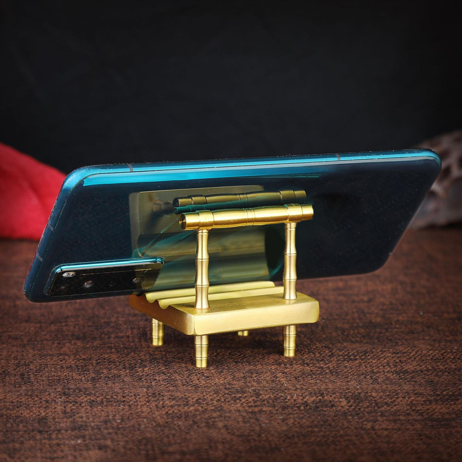 

Chair Shape Cell Phone Stand Multi Angle Creative Ornaments Miniature Dollhouse Accessories