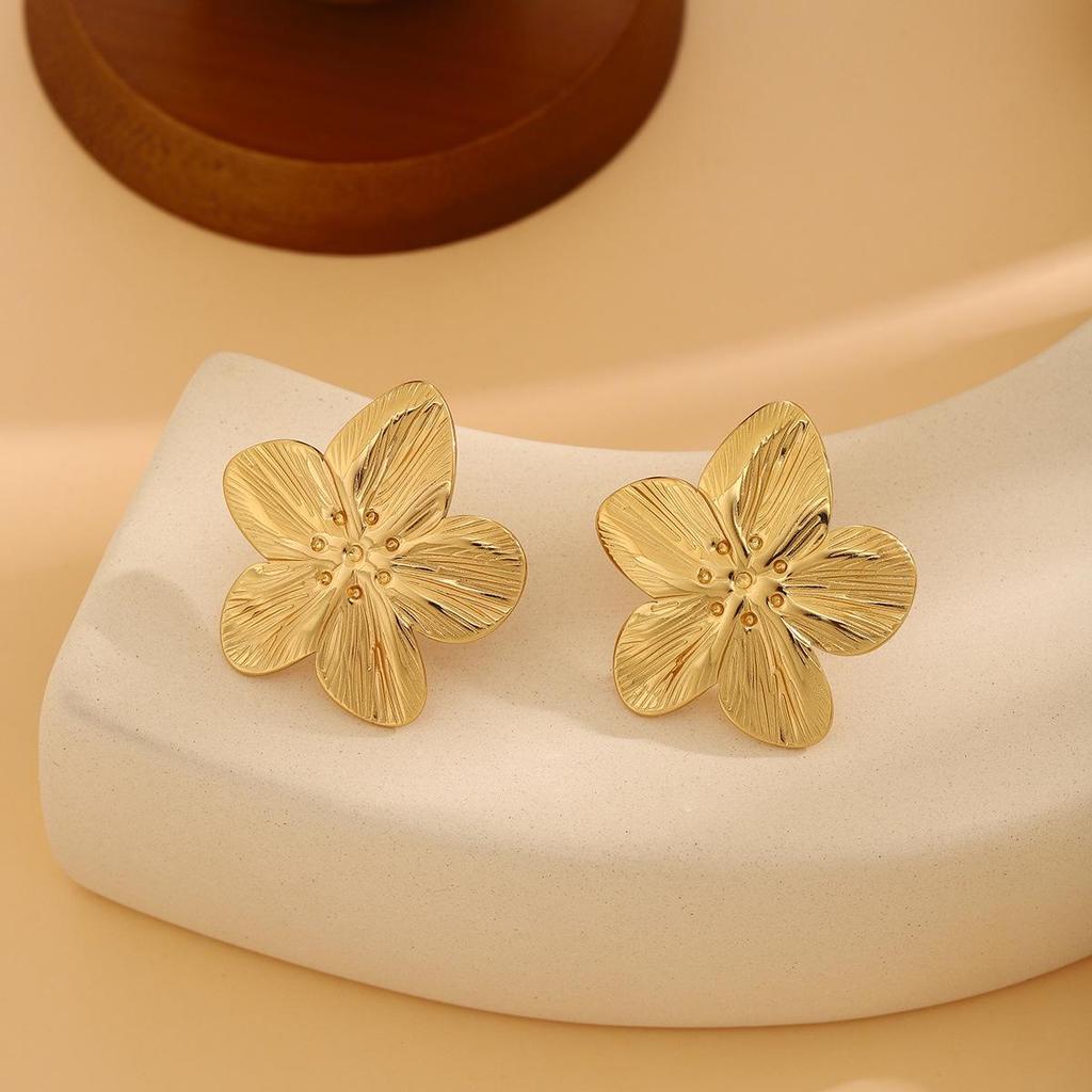 High-End Metal Heart Butterfly Flower Earrings with Exaggerated Pleated Texture