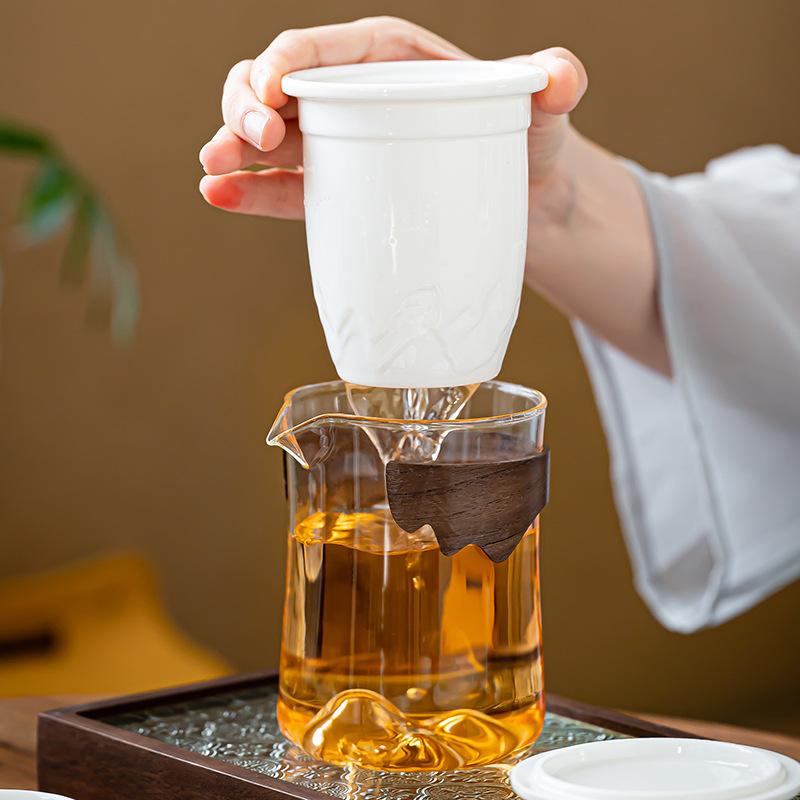 Travel tea set suet jade white porcelain kung fu tea set leather bag portable glass teacup gift