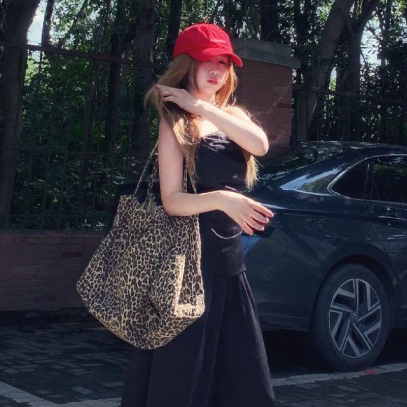 

Korean Ins Leopard Print Canvas Bag Women s Lazy Relaxed Feeling All-Match Cloth Bag Large Capacity Student Shoulder Tote Bag Dark Leopard