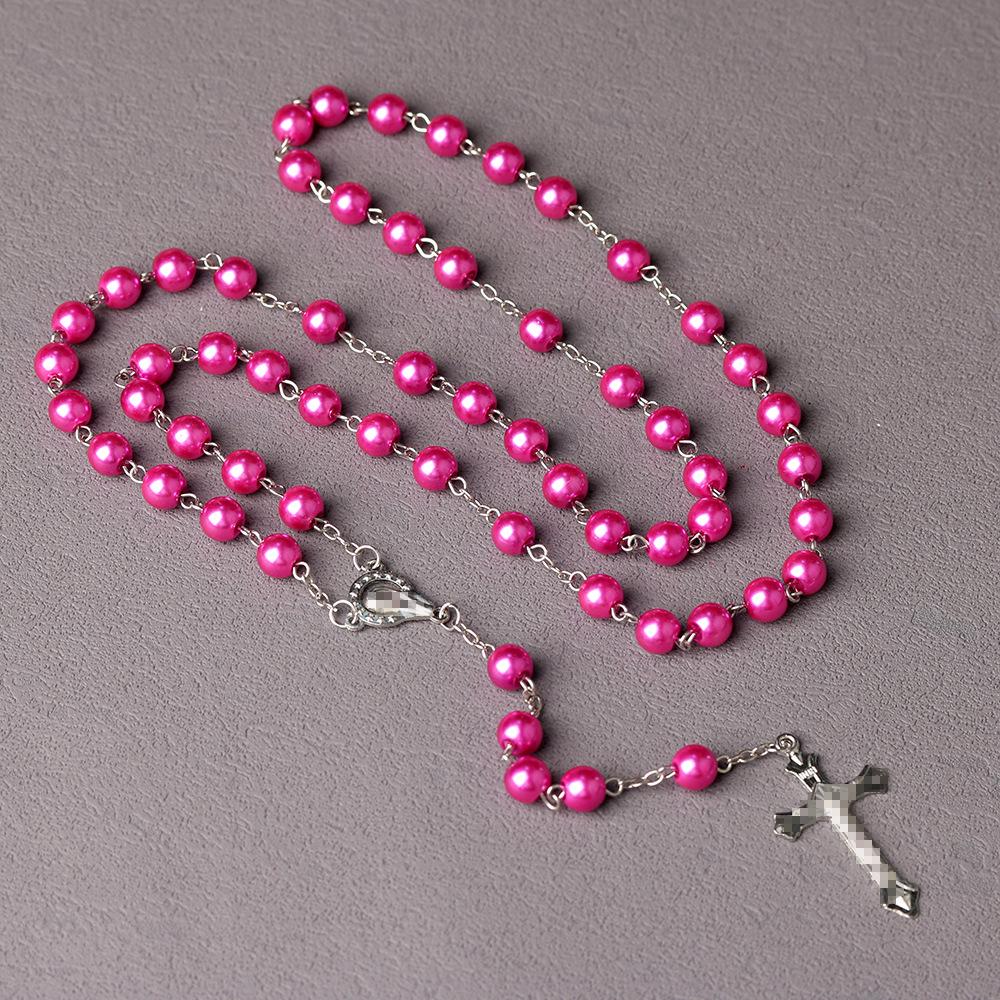 Disponibile: Collana Rosario con Perle di Vetro e Croce
