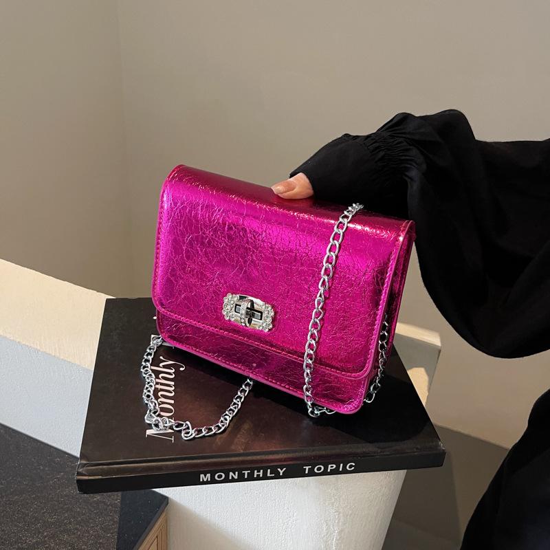 Silver Bag Women's 2025 New Summer Versatile Oil Wax Surface Chain Shoulder Messenger Bag, Popular Small Square Bag This Year