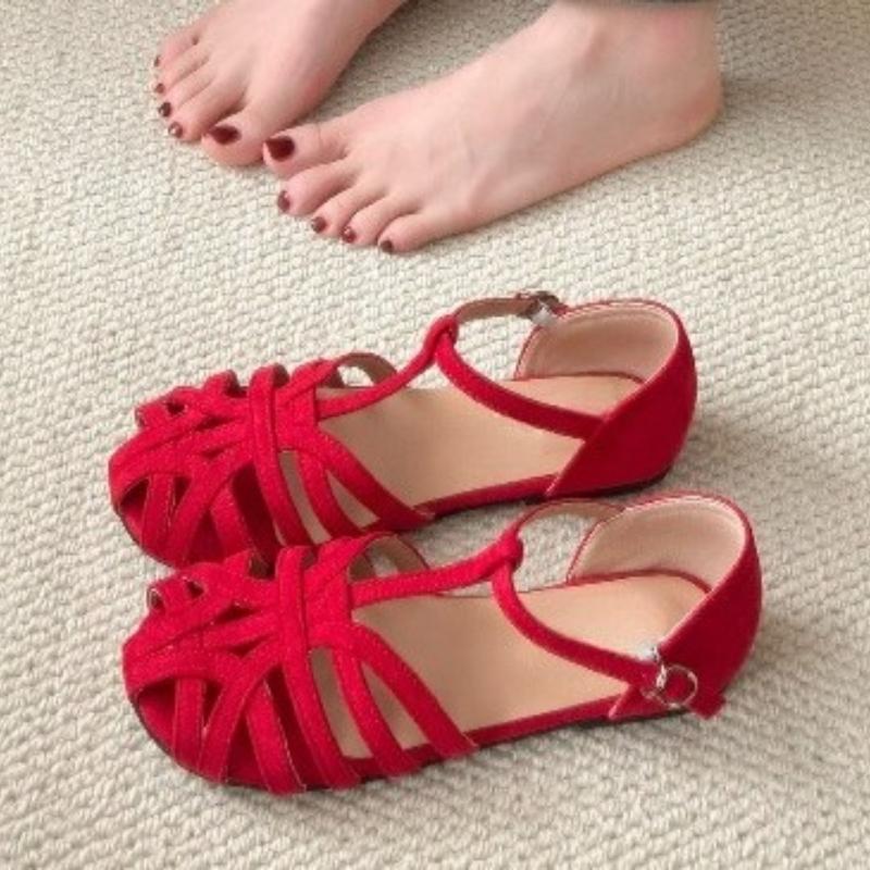 Fashion 2025 New Women's Casual Solid Color Closed Toe Slippers Brand Designer Summer Women's High Quality Soft Bottom Beach Sandals