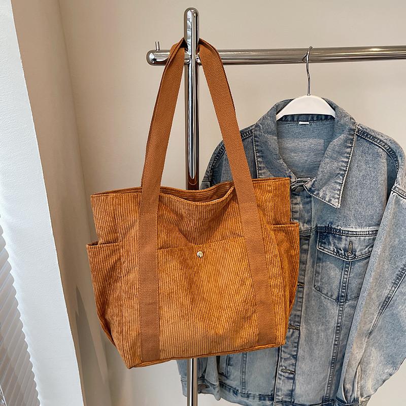 Stylish Korean-inspired Large Capacity Tote Bag For Women With Retro Chic Design светло-коричневого