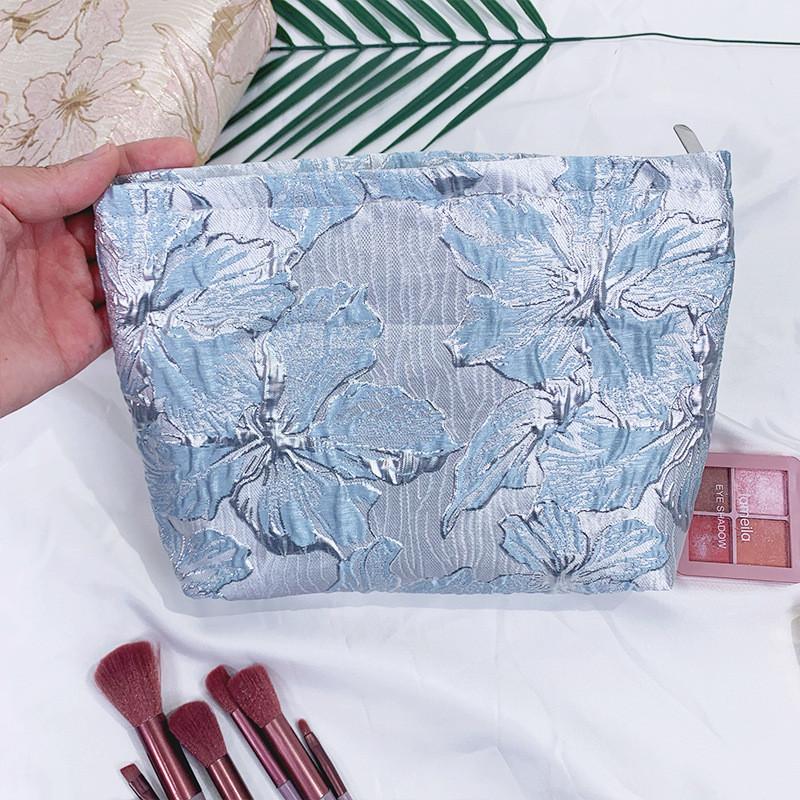 French Retro Artisanal Cosmetic Organizer With Silk Fabric For Women