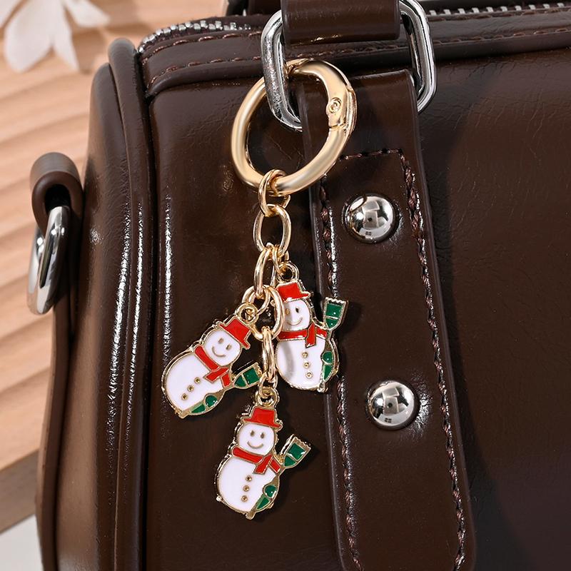 New Christmas Tree Santa Claus Keychains Bag Charm For Women Exquisite Bag Pendant Car Key Ring Jewelry Christmas Gift