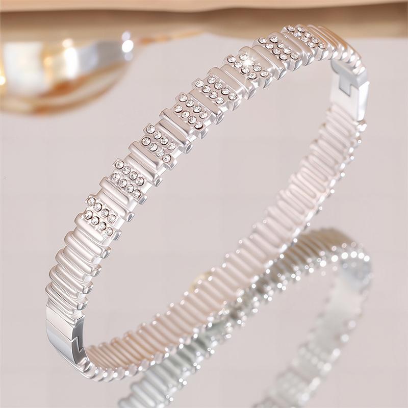 Fashionable and Luxurious Scratched Bracelet for Women, High-end and Versatile Bracelet for Couples 18CM