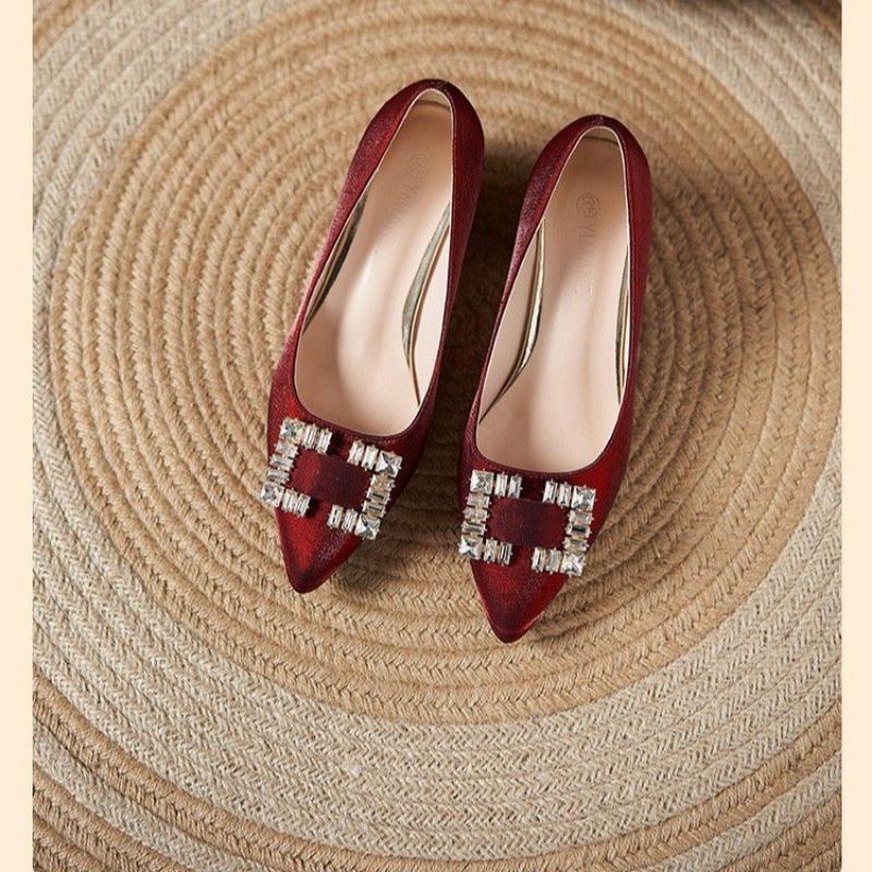

Fashion Fall New Chunky Single Shoes Women s Fashion Pointy Shallow Mouth Sequins Buckle A Slip-on Low-top Shoes 40 вино красного