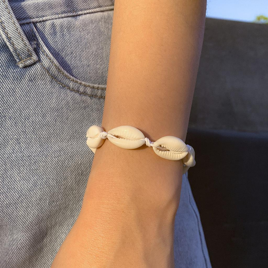 Accessories, versatile beach woven geometric jewelry, simple adjustable shell pendant bracelet for women