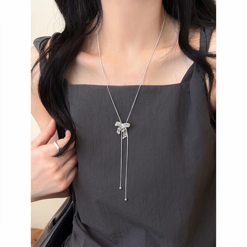 Elegant Korean Silver Butterfly Knot Necklace - Adjustable Clavicle Chain for Women, 2026 Collection