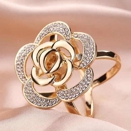 3Pcs/Set Flower Scarf Ring Elegant Silk Scarf Rings Rhinestone Scarf Clip Rings for Women Neckerchiefs Shawls
