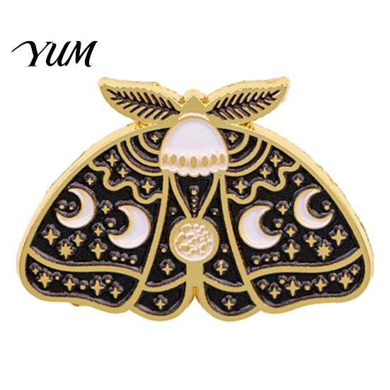 Men Women Jewelry Accessories Vintage Enamel Moth Brooch, Cartoon Insect Alloy Lapel Pin, Retro Clothing Decoration for Suit Dress Coat Scarf Pin