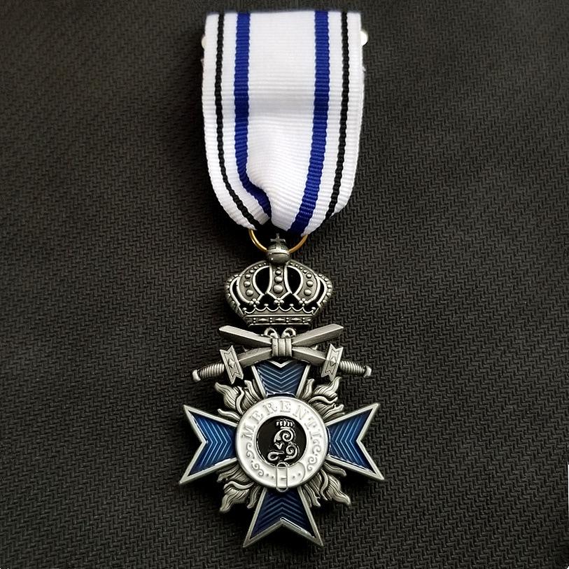 Odznak kovový odznak Suvenýrová sbírka