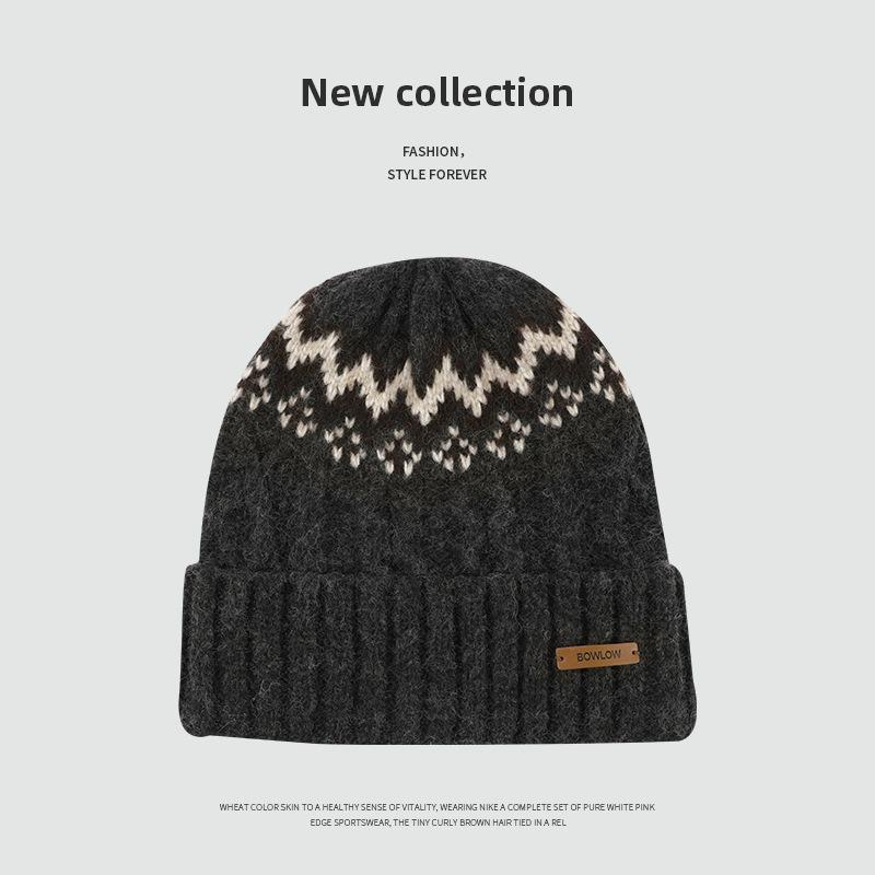Hat women's autumn and winter striped wool knitted hat retro warm jacquard big head circumference ear protection niche wool hat