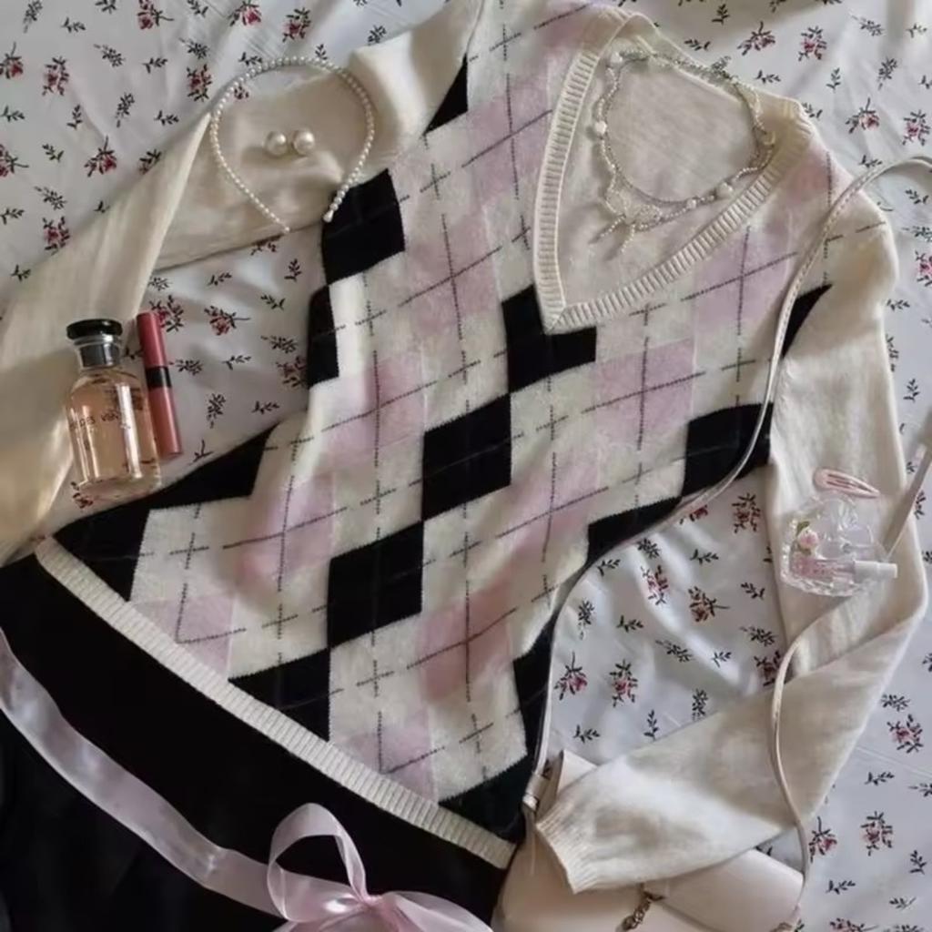 2KWEIRD Y2k College Style Rhombus Tops Elegant Pullovers Autumn Winter Casual Loose Knitwear Trend Streetwear Spicy Girl