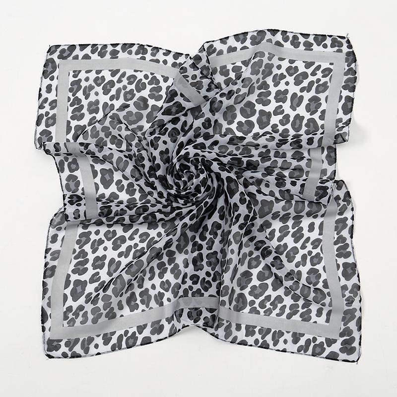 Summer Chiffon Leopard Print Square Scarf Woman Small Scarves Fashion Decorative Scarves Neckerchief Handkerchief 68*68cm