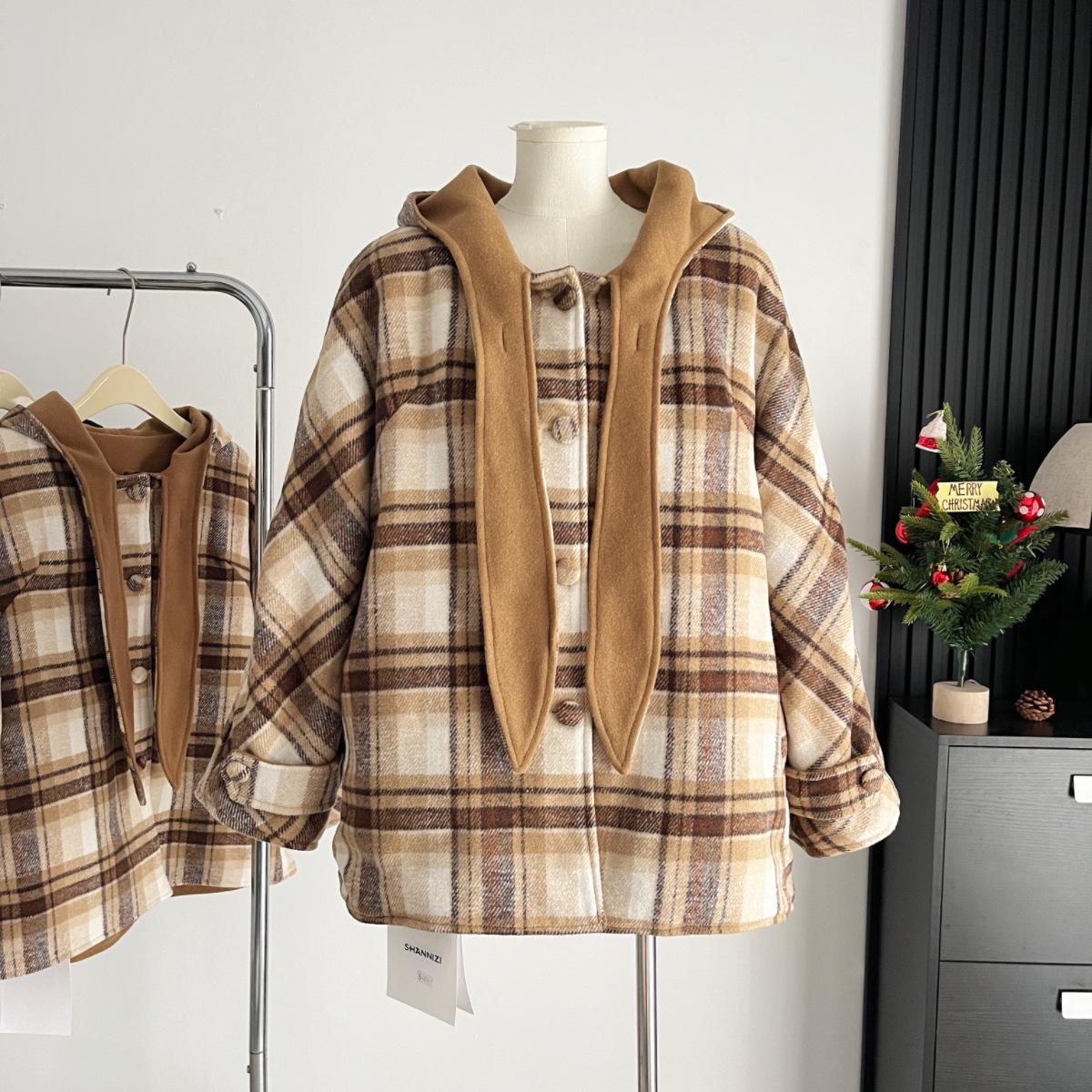 

Зимнее двустороннее шерстяное пончо с капюшоном и кроличьими ушками Xin Xing Winter Coco - Женское милое пальто S (Up to 95 lbs)