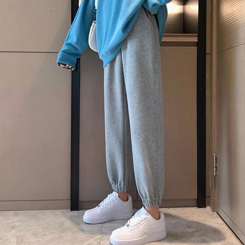 Plus Size Black Jogger Pants for Women - Slimming, Lightweight, Casual Sweatpants for Spring & Autumn, Ideal for Pear-Shaped Bodies