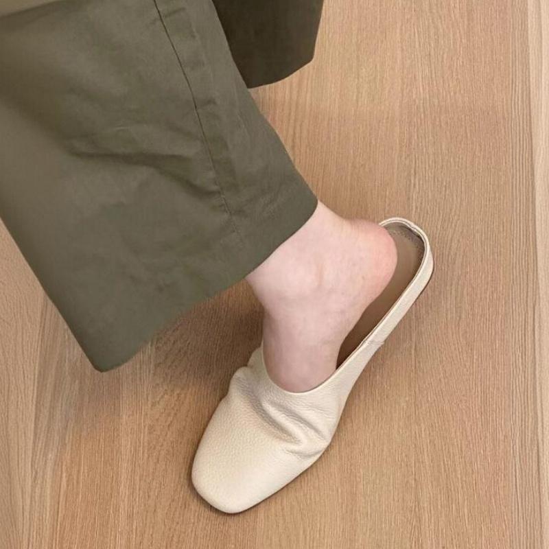 Fashion Genuine Leather Women's Slippers 2025 Summer Outside Wear Flat Bootomed New Casual Soft Muller Bag Head Half Slippers