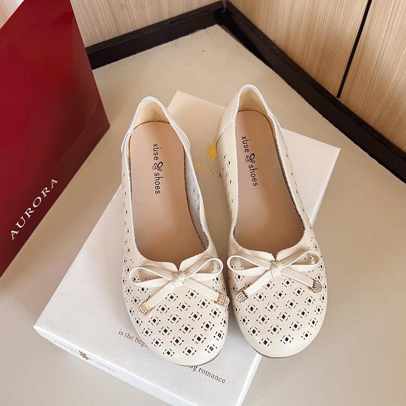 Soft sole soft surface shallow mouth hollow fashion flat-soled single shoes 2025 new comfortable one-pedal single shoes