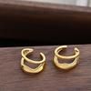 High-End No-Piercing Ear Cuff: Light Luxury Earrings with Simple, Elegant Design.