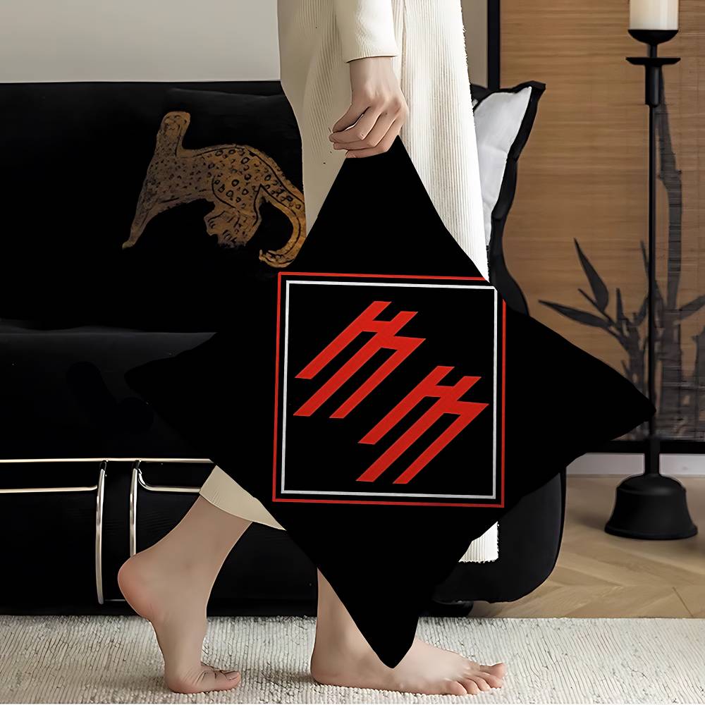 Classic Rock Band MMarilyn MManson Pillow Gift Home Office Decoration Bedroom Sofa Car Cushion Cover Case 45x45