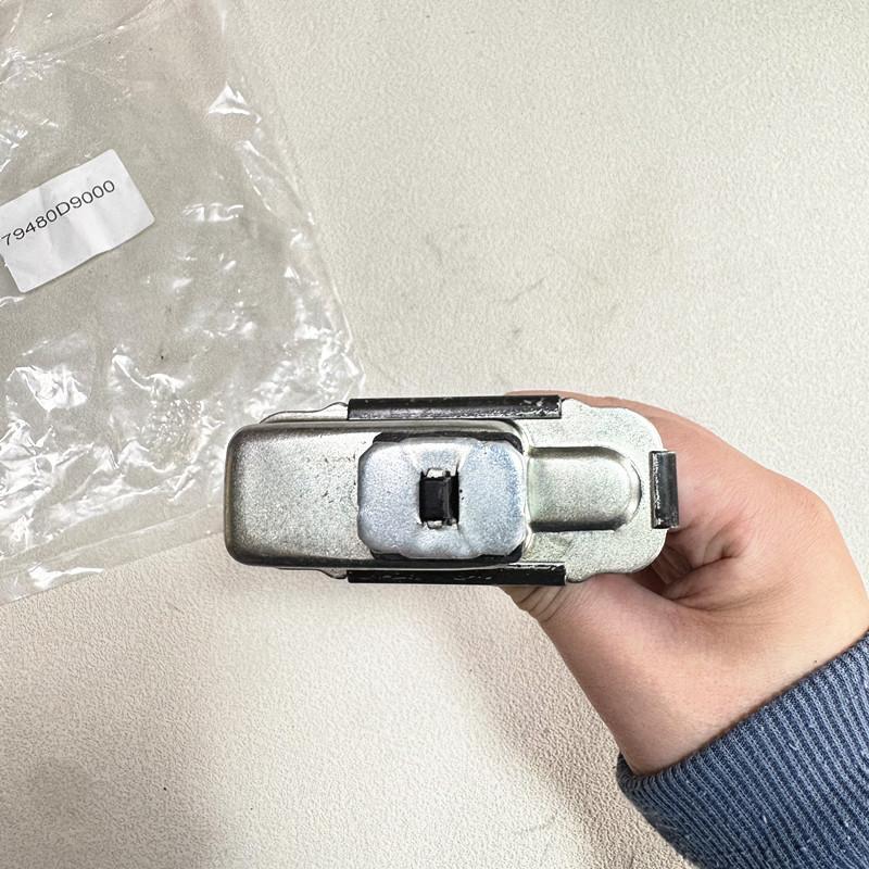 Metal Door Hinge Stop Check Strap Limiter for Kia Sportage 2018-2021 79380D9000 79390D9000 79480D9000 79490D9000