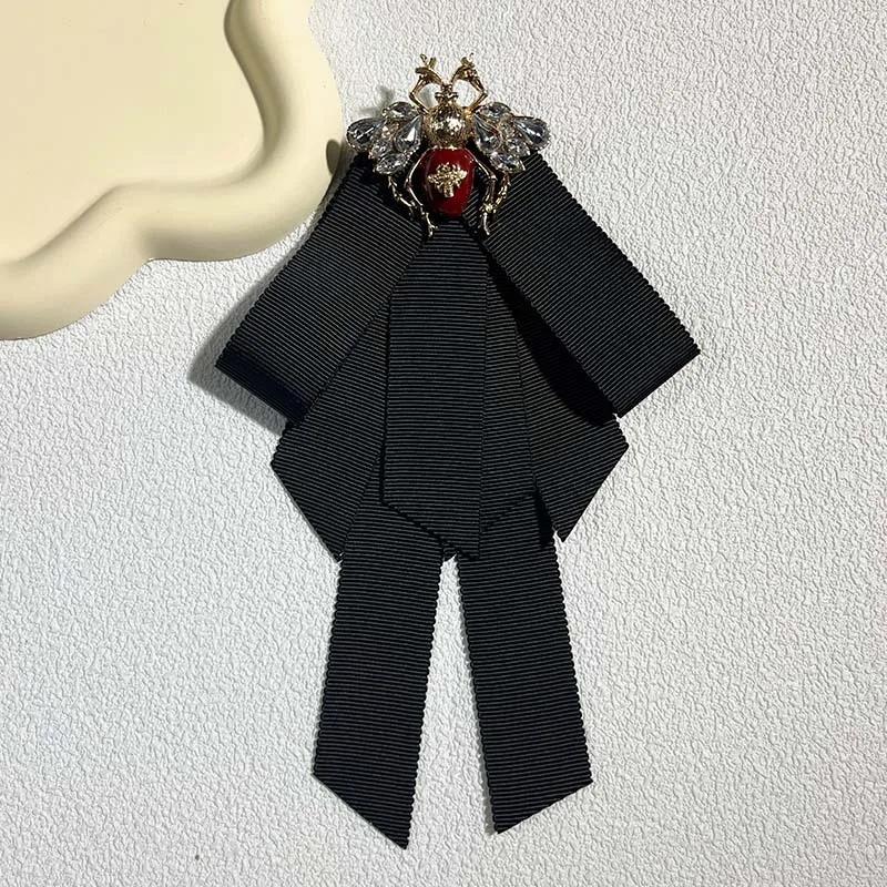 

Корейская винтажная тканевая брошь-бабочка с кристаллами в виде пчел, в стиле колледжа, для воротника рубашки, модные женские аксессуары, подарок