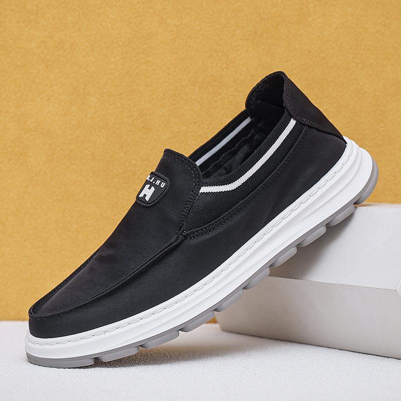 Summer New Men's Shoes Large Size Canvas Shoes Men's Breathable One Pedal Old Beijing Cloth Shoes Umbrella Cloth Shoes