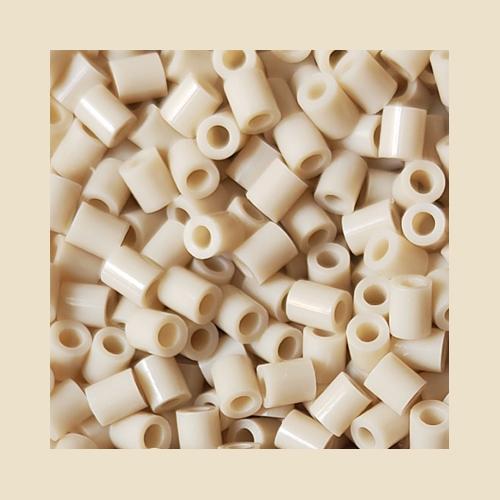 

Non-Toxic 2.6Mm Mini Beads 2000Pcs Pixel Art Black White Colors Fuse Beads For Kids Gift Hama Beads Diy Puzzles Iron Beads High Quality