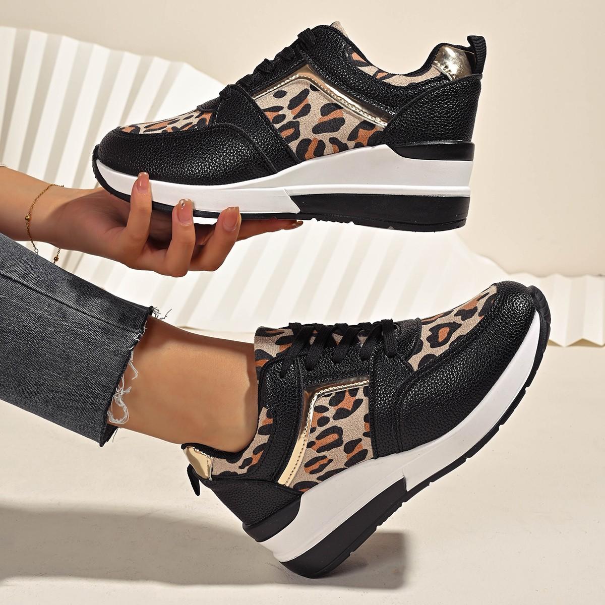

Женские туфли на танкетке с леопардовым принтом, платформа, одинарные, 2025, осень, новая расцветка, повседневные, в европейском и американском стиле, модные, удобные спортивные туфли 36 чёрный