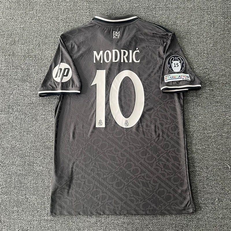 - Manchester United home Thai version loose jersey football sportswear S - XL fan version