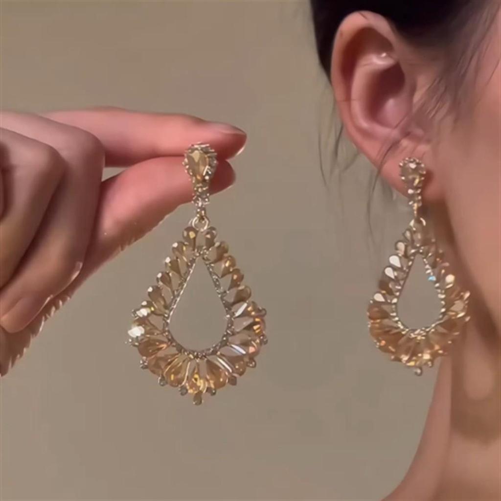 Silver Needle Diamond Inlaid Water Drop Tassel Stud Earrings - High-End Geometric Fashion for Women
