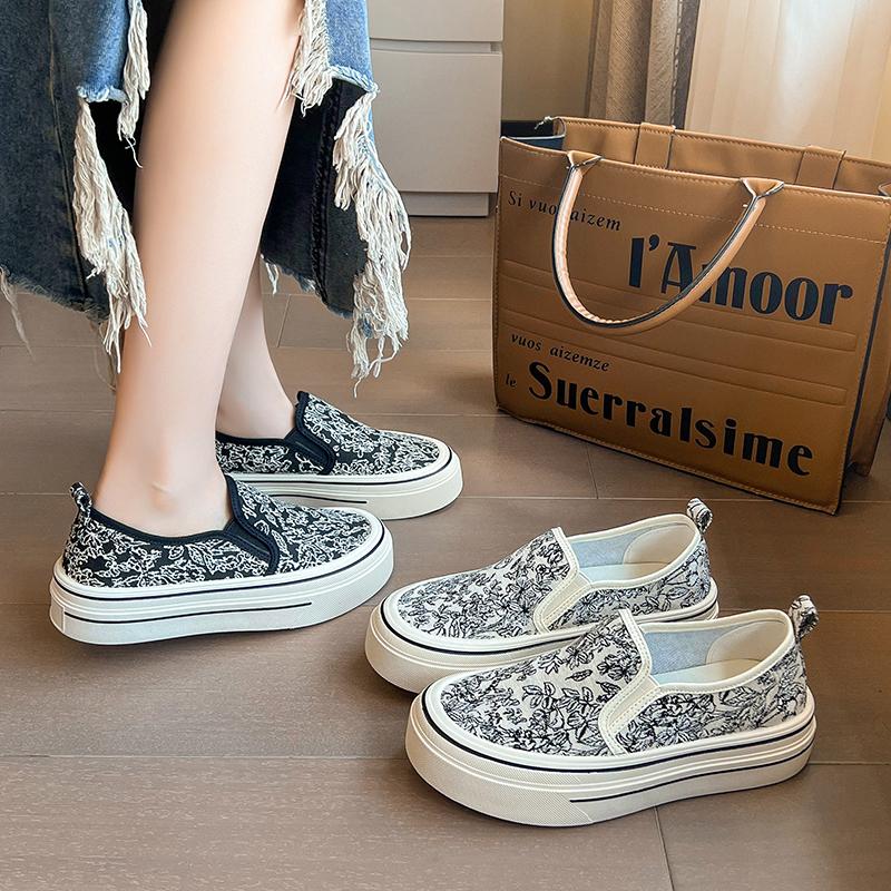Fashion The new sneakers are stylish and comfortable for summer 2024 casual espadrilles  flats shoes women