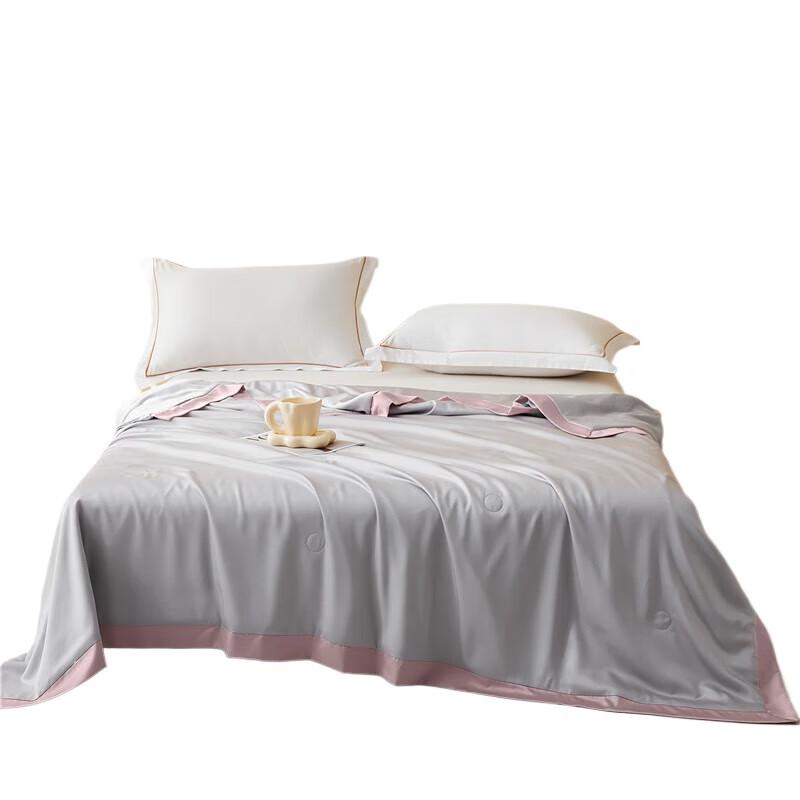 

HODO Austrian Summer Quilt