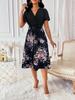 Elegante Vestito Corto con Stampa Floreale, Scollo a V e Cintura