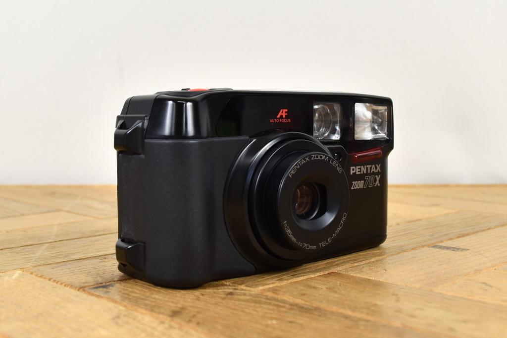 PENTAX Zoom 70-X 35mm Film Camera Japan Black Tested