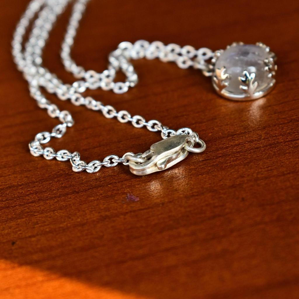 Moonstone Crystal Necklace , Genuine Rainbow Moonstone Sterling Silver  Bohemian Necklace , Feminine Necklace, Blue Sheen Moonstone Necklace