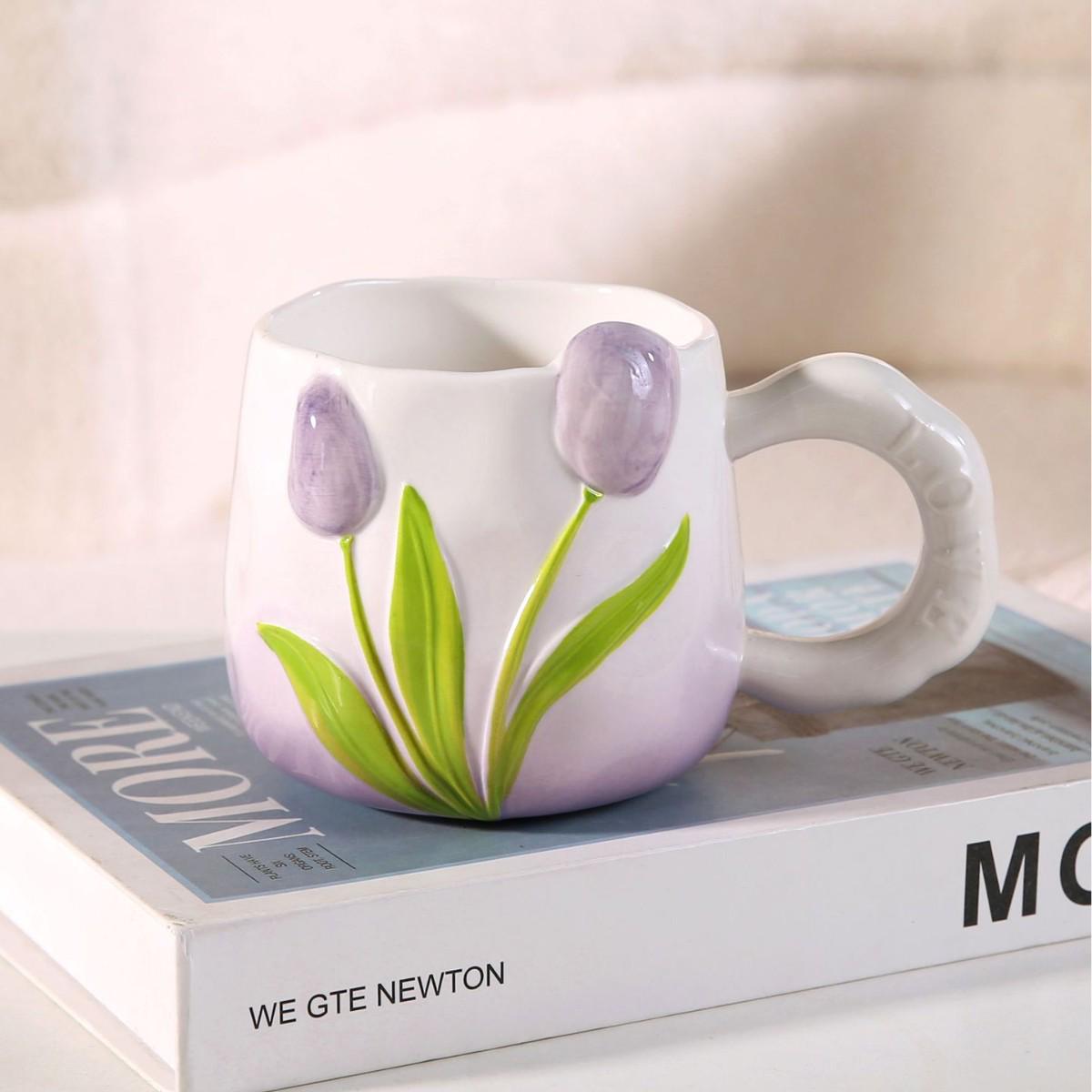 

Tulip Hand-Painted Ceramic Mug with Embossed Flowers - Gradient Underglaze Couple Cup 8.5cm Diameter x 8.5cm Height / 400ml Capacity фіолетовий