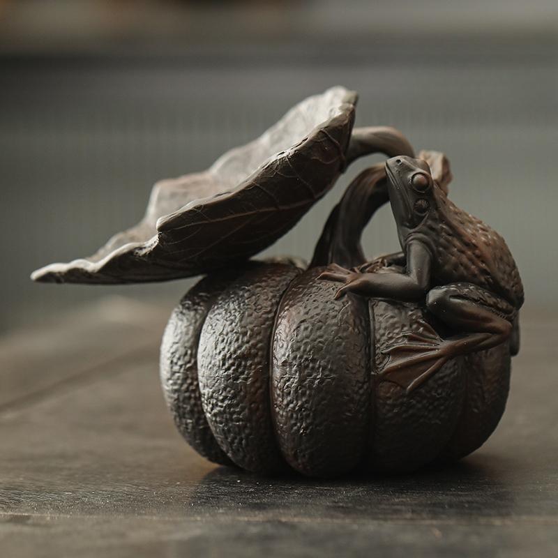 

Jianshui Clay Purple pottery Pumpkin Tea Pet Living Room Tea Table Decoration Tea Ceremony Accessories Tea Tray Decoration