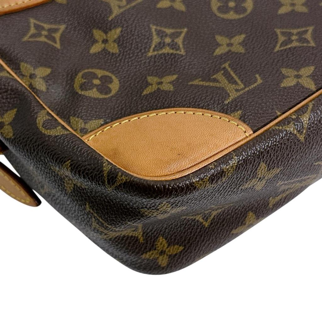 LOUIS VUITTON Monogram Diagonally hung Shoulder Bag Monogram canvas Brown M51274 Used