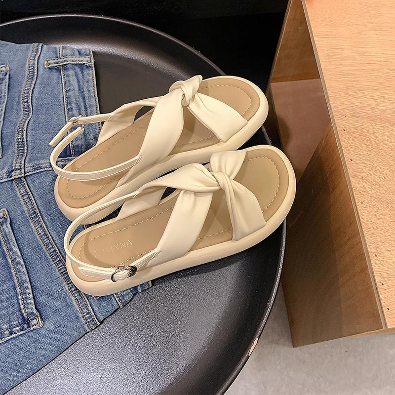 Sandals women's new summer French versatile one-word with flat slippers comfortable soft-soled beach shoes