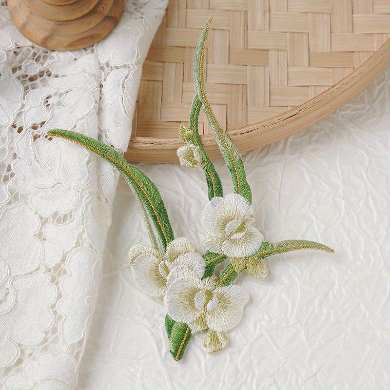 Butterfly Orchid Embroidered Cloth Sticking with Chinese Ancient Style DIY Cloth Sticking Hanfu Bags Stains Repairing Ironing