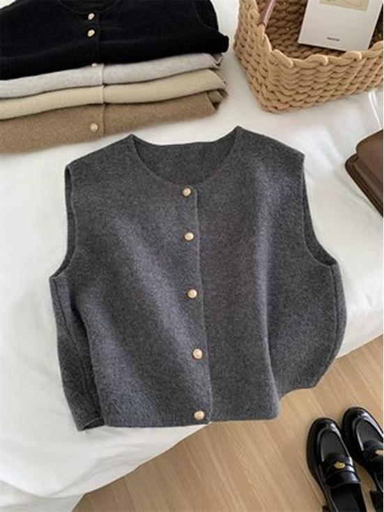 

Women s French Retro Gold Button Round Neck Knitted Vest - Loose, Slimming, Korean Style for Spring/Summer Layering S (70-95 jin)
