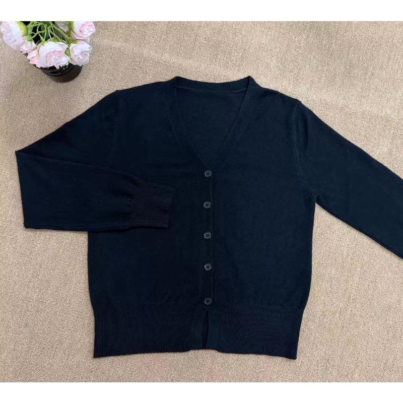 

Autumn short v-neck knitted cardigan for women to wear autumn and winter new gentle wind temperament slim-fitting long-sleeved top average size [recommended 80-60kg] чёрный
