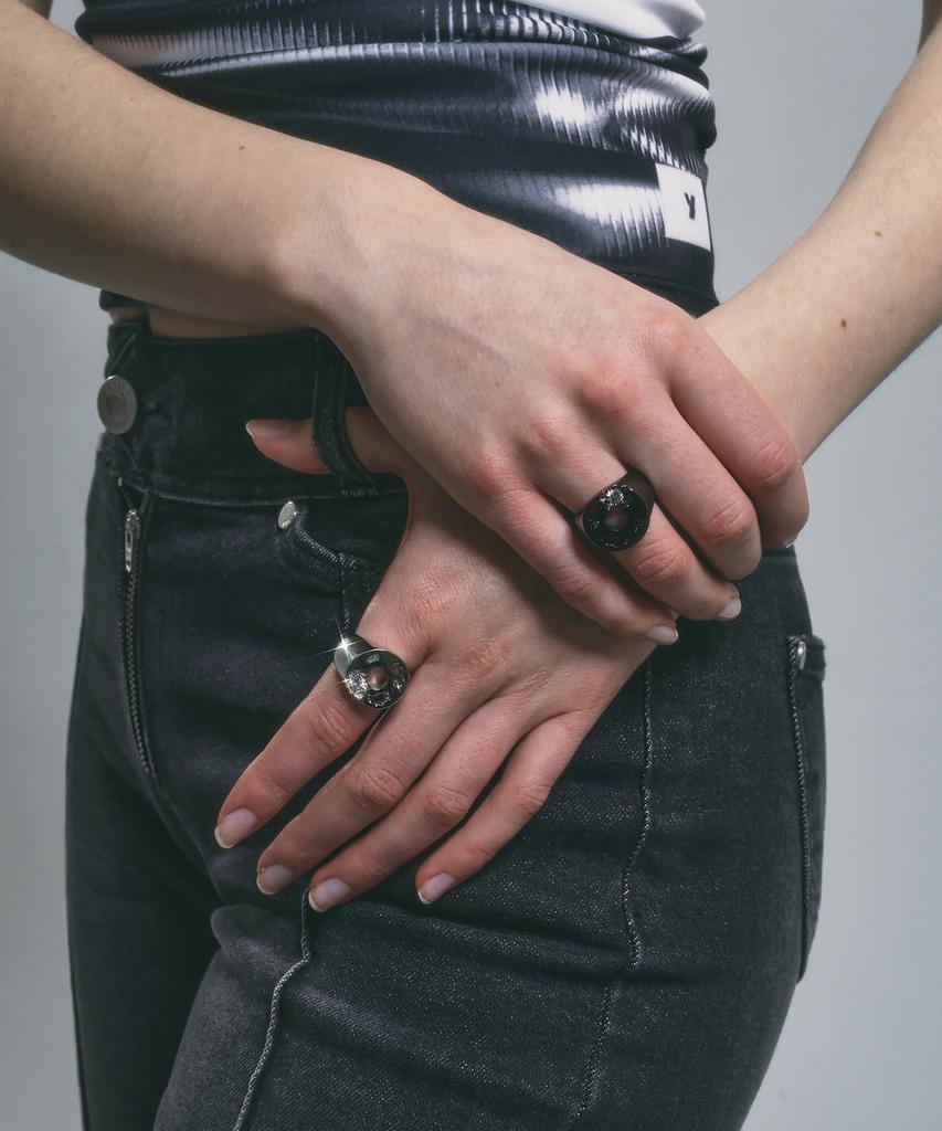 Sentiments No.309 [Black] Round Meteor Ring
